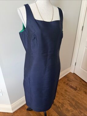 Lauren Ralph Lauren Navy Sleeveless Midi Sheath Dress in Silk with Green Lining